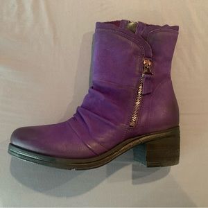 Miz Mooz purple, leather boots